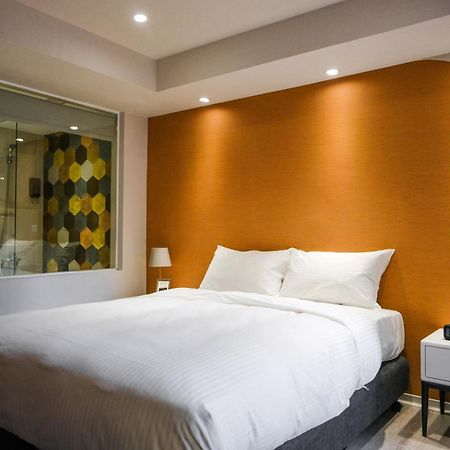 Giant Rich Hotel Taipei Exterior photo